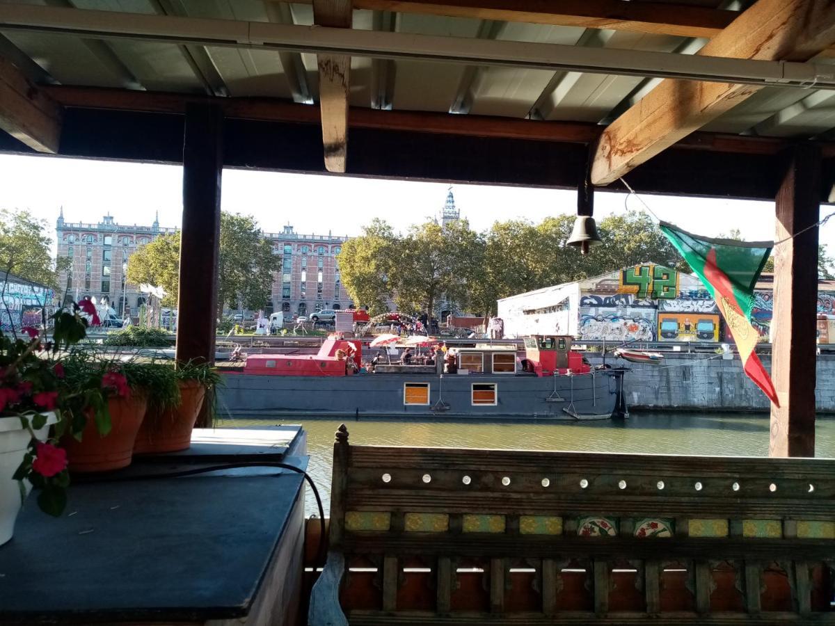 Edouard Boat Hotel Брюксел Екстериор снимка